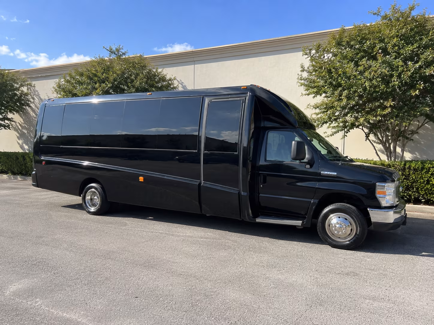 Tampa Homecoming & Prom Party Bus Rentals